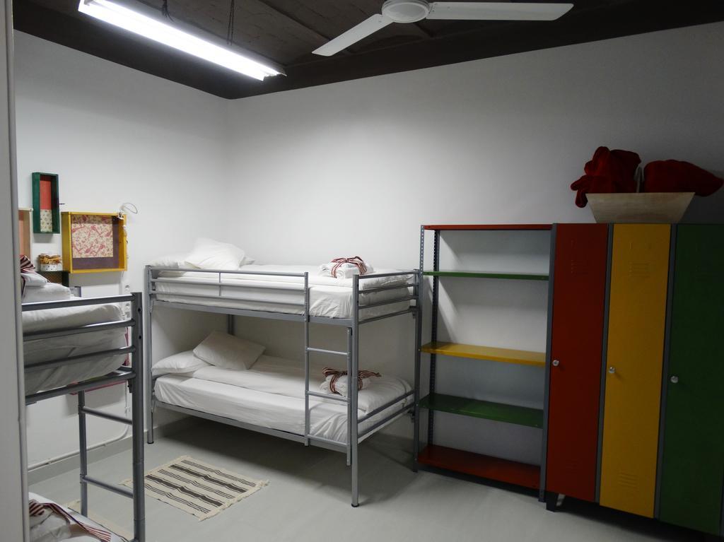 Can Barraca Loft Figueres フィゲラス 部屋 写真